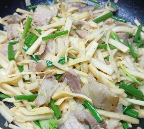 Củ hủ dừa nên xào hay nấu canh chua ?