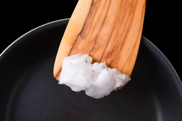 Cách khắc phục dầu dừa bị đông khi trời lạnh