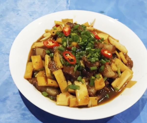 Cách làm củ hủ dừa kho thịt ba chỉ ngon, đậm đà