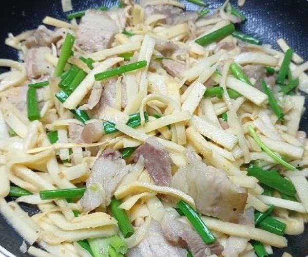 Củ hủ dừa nên xào hay nấu canh chua ?